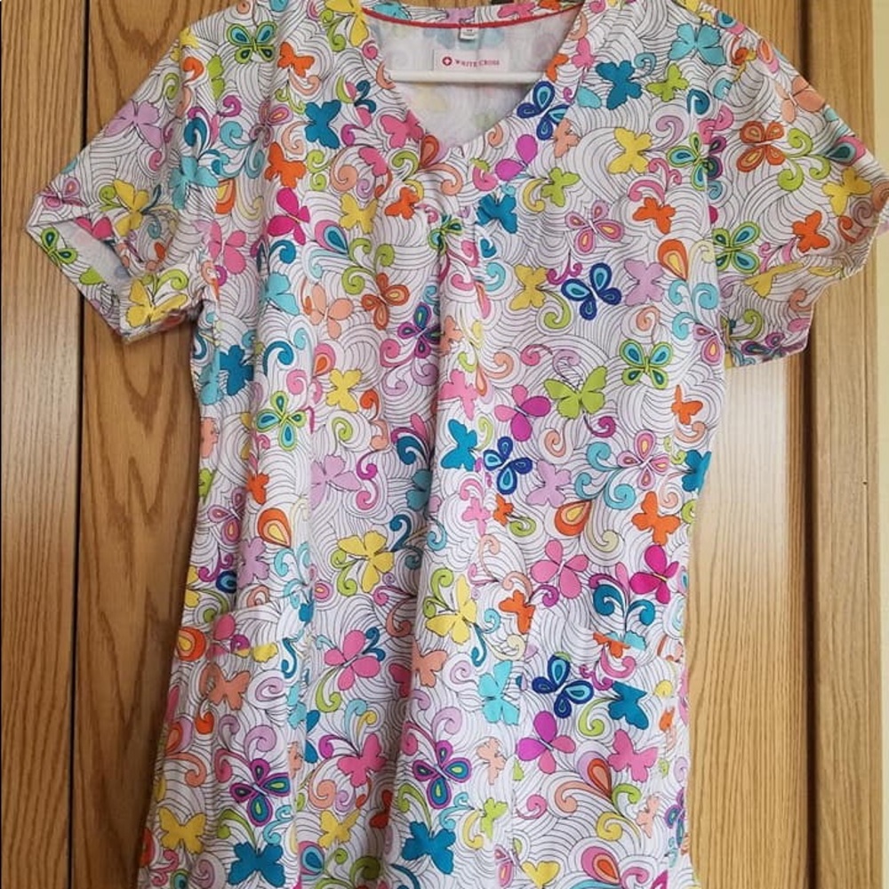 Woman’s Scrub Tops